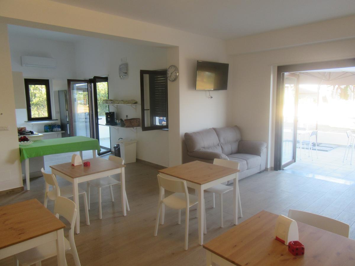 Il Sogno Di Calipso Bed & Breakfast อเมนโดลารา ภายนอก รูปภาพ