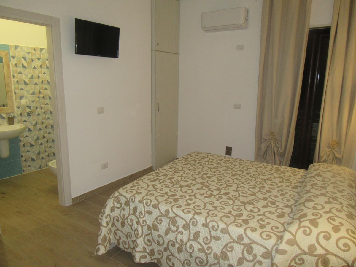 Il Sogno Di Calipso Bed & Breakfast อเมนโดลารา ภายนอก รูปภาพ