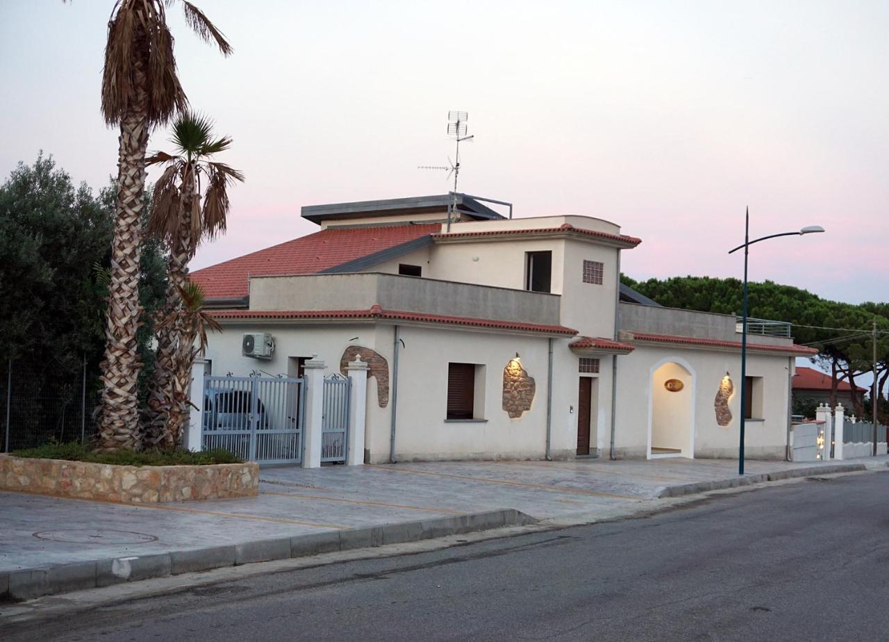 Il Sogno Di Calipso Bed & Breakfast อเมนโดลารา ภายนอก รูปภาพ